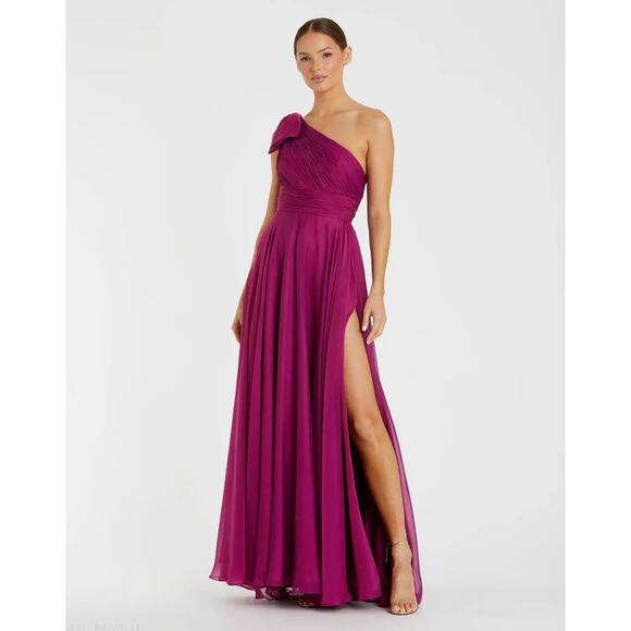 Mac Duggal Pleated One Shoulder Chiffon Gown - Raspberry - Size 12 - Picture 3 of 3